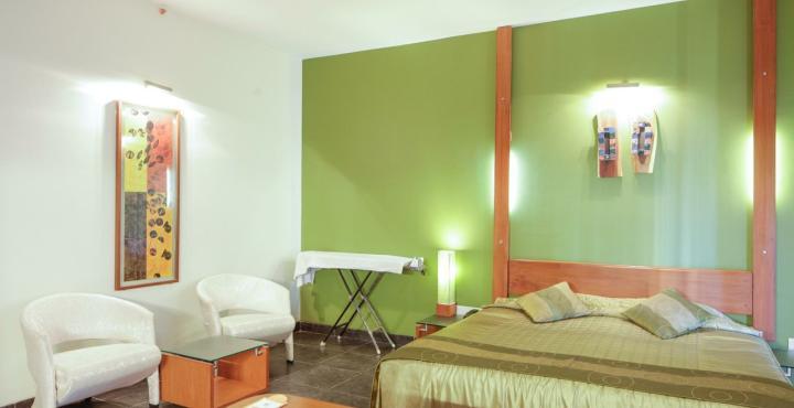 The Belair Retreat Hotel Bangalore Bagian luar foto