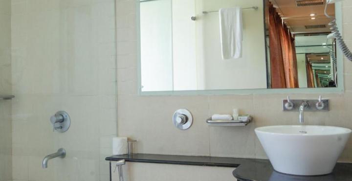 The Belair Retreat Hotel Bangalore Bagian luar foto