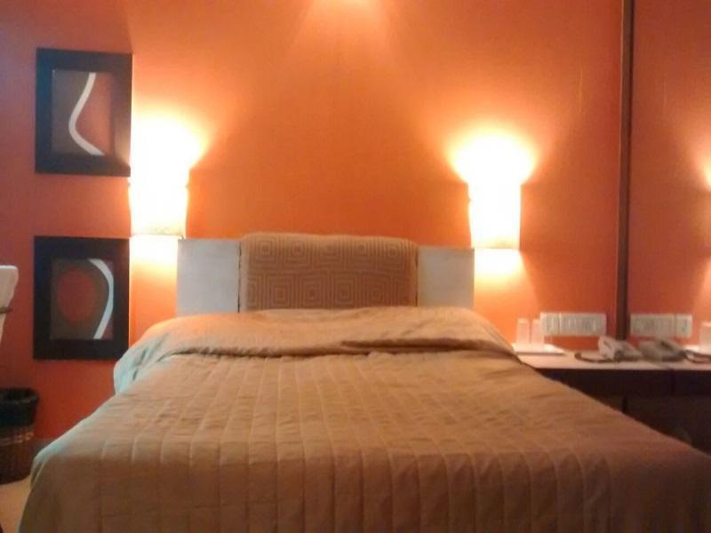 The Belair Retreat Hotel Bangalore Bagian luar foto